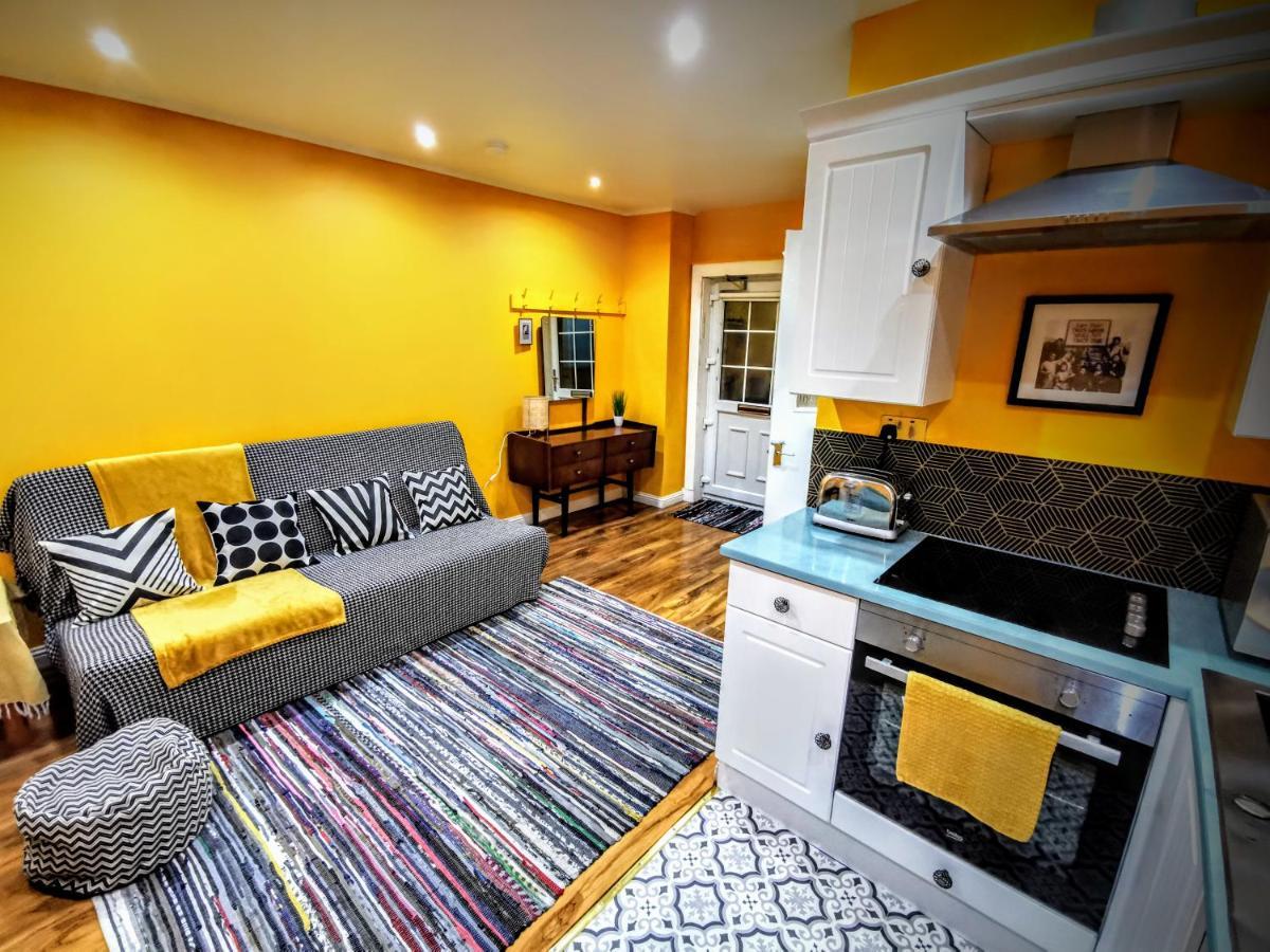 Strathy Point Lighthouse Apartment Bagian luar foto