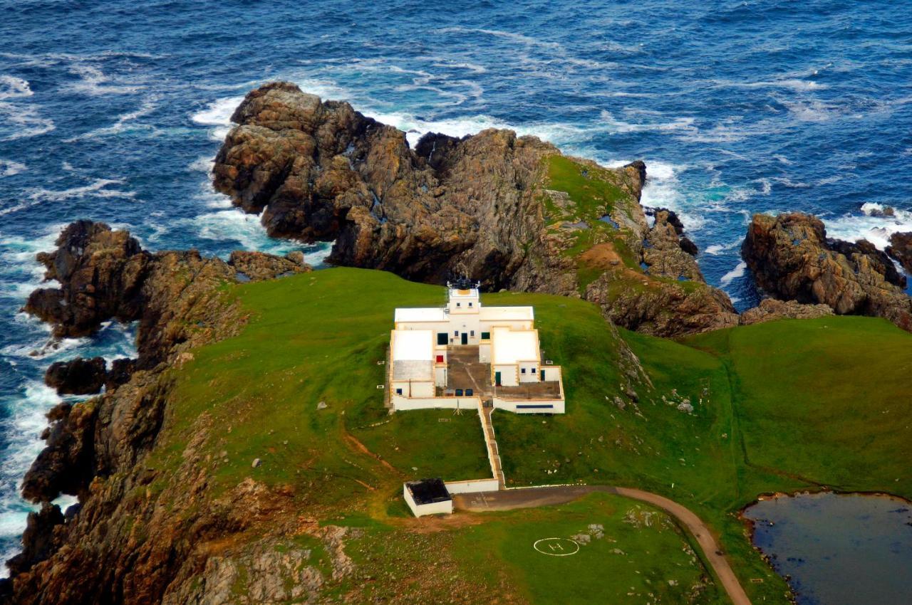 Strathy Point Lighthouse Apartment Bagian luar foto