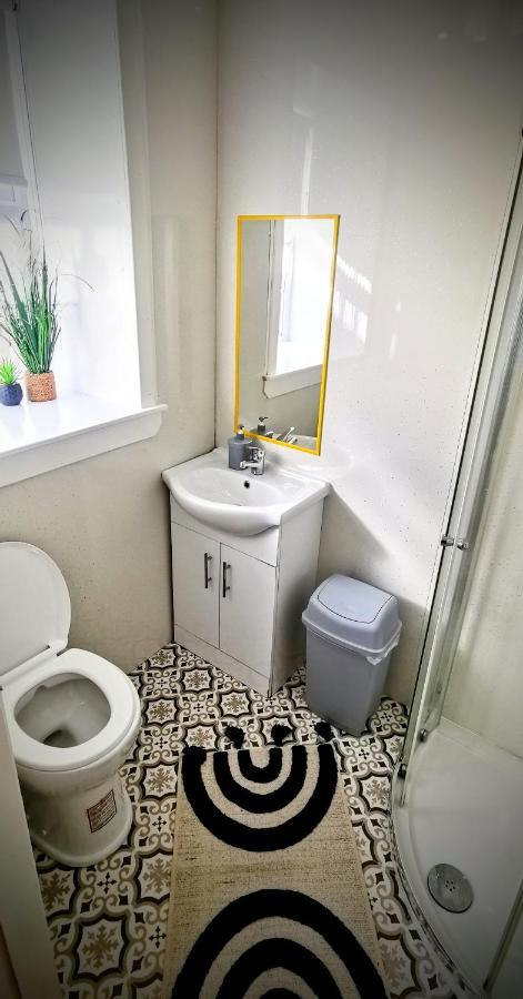 Strathy Point Lighthouse Apartment Bagian luar foto